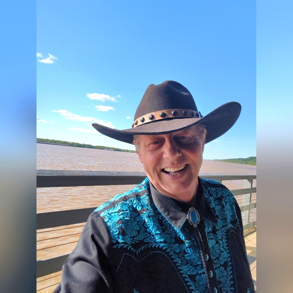 Meet your Posher, Scott